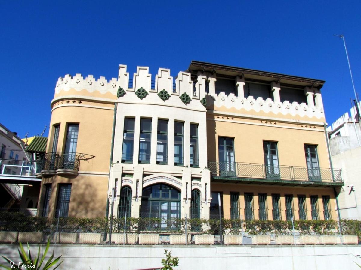 Casabala - Near The Beach And Barcelona Center Badalona Bagian luar foto