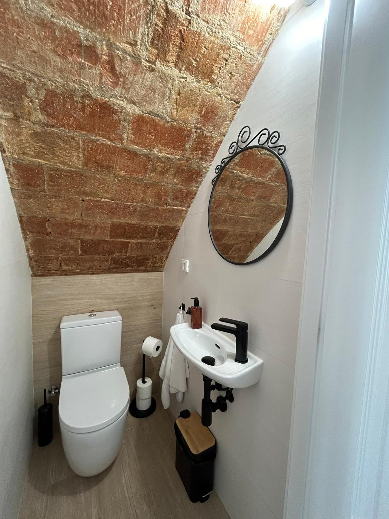 Casabala - Near The Beach And Barcelona Center Badalona Bagian luar foto