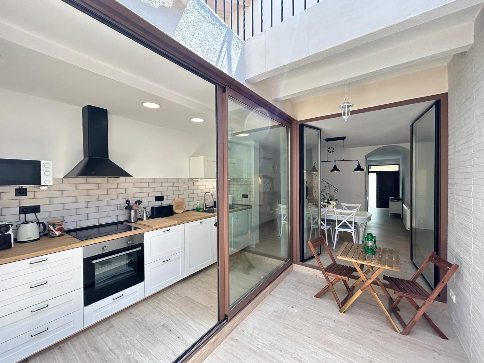 Casabala - Near The Beach And Barcelona Center Badalona Bagian luar foto