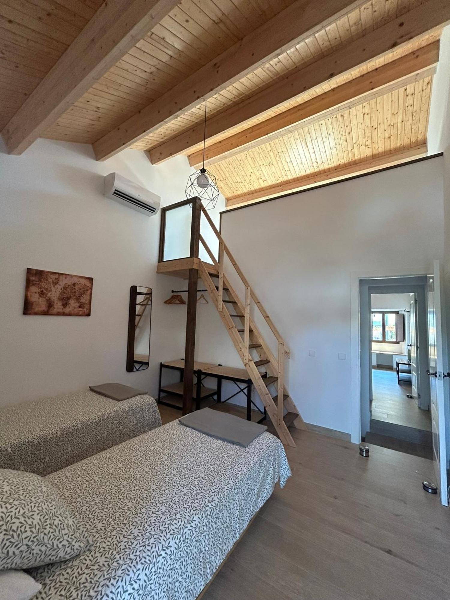Casabala - Near The Beach And Barcelona Center Badalona Bagian luar foto